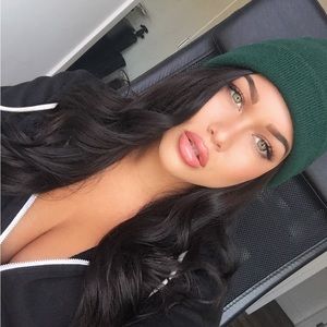 Meet your Posher, Tori